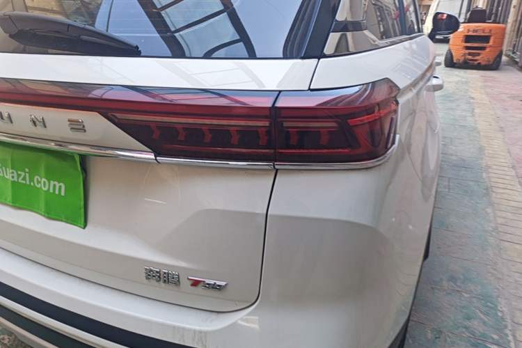 Used Bestune T99 2023 2.0T Automatic Prestige Edition Right Rear Taillight