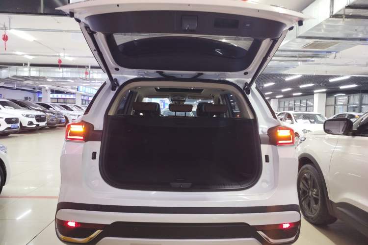 Used Bestune T99 2023 2.0T Automatic Premium (6AT) Trunk