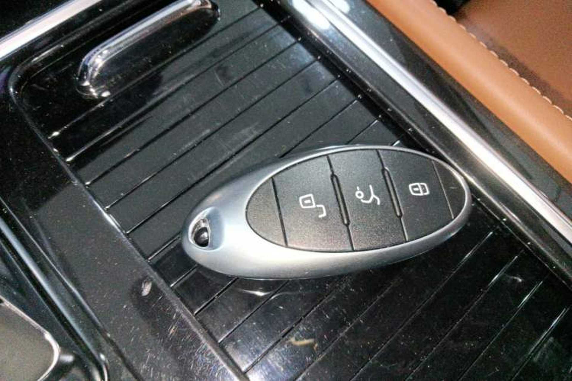 Used Bestune T99 2023 2.0T Automatic Premium (6AT) Vehicle Key
