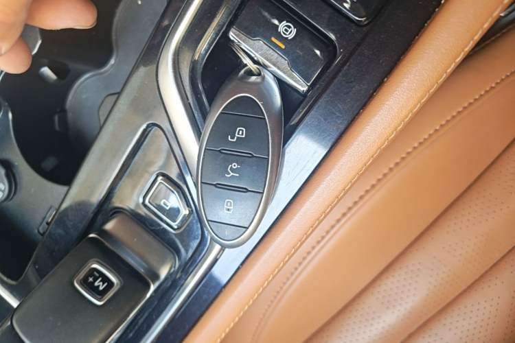 Used Bestune T99 2023 2.0T Automatic Prestige Edition Vehicle Key