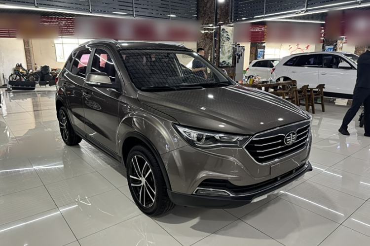 Used Bestune X40 2017 1.6L Automatic Luxury Model Exterior 2