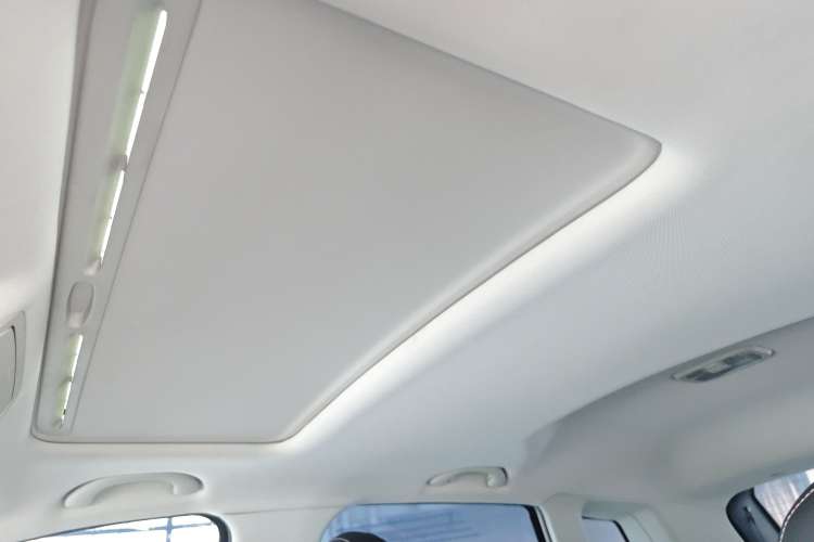 Used Bestune X40 2019 1.6L Automatic Luxury Edition China VI Headliner