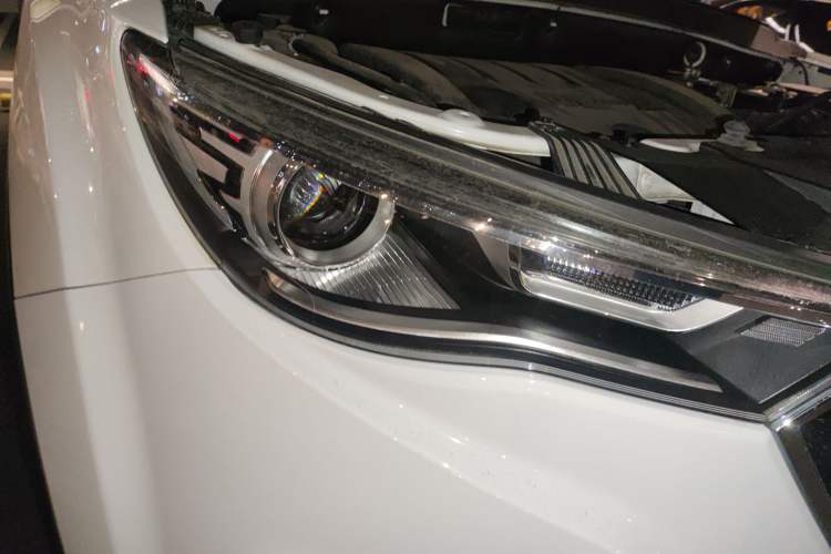 Used Bestune X40 2019 1.6L Automatic Luxury Edition China VI Right Front Headlight