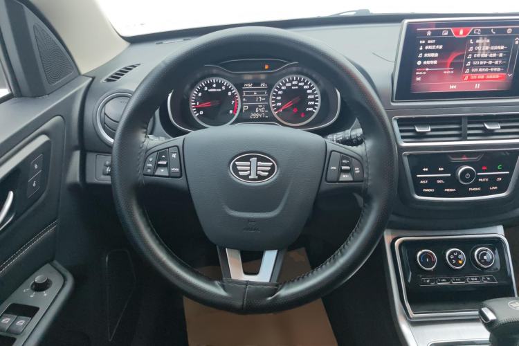 Used Bestune X40 2019 1.6L Automatic Luxury Edition China VI Steering Wheel