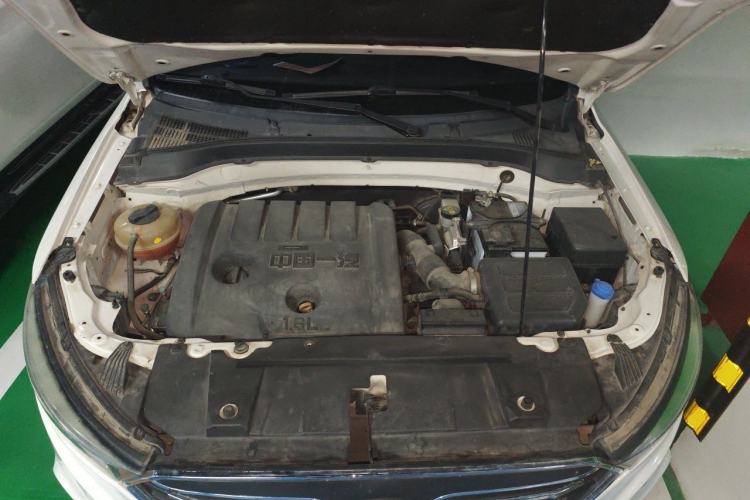 Used Bestune X40 2017 1.6L Automatic Luxury Model Engine Bay