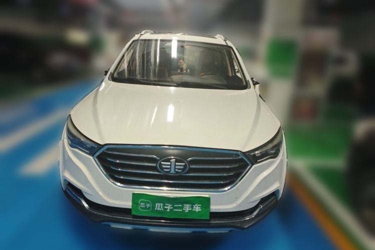 Used Bestune X40 2017 1.6L Automatic Luxury Model Front
