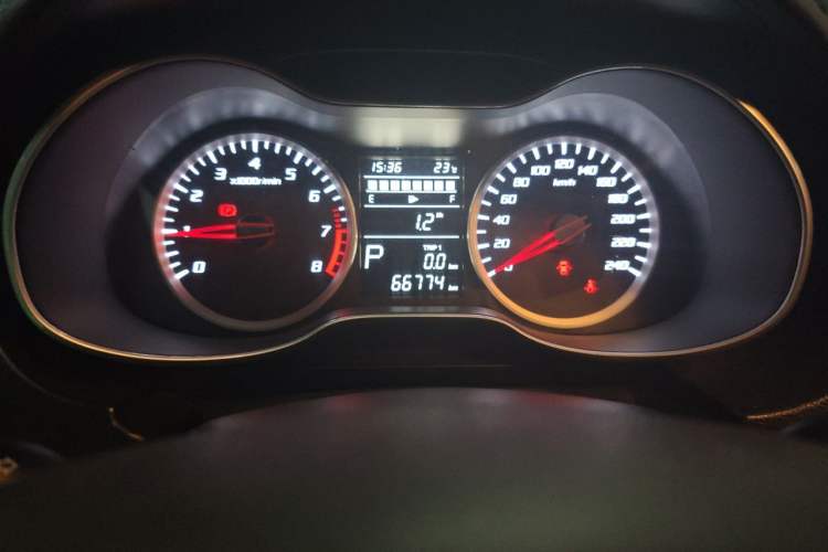 Used Bestune X40 2017 1.6L Automatic Luxury Model Odometer Close Up