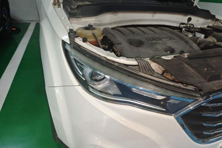 Used Bestune X40 2017 1.6L Automatic Luxury Model Right Front Headlight
