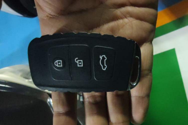 Used Bestune X40 2017 1.6L Automatic Luxury Model Vehicle Key