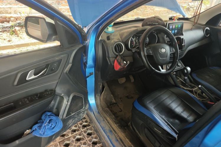 Used Bestune X40 2017 1.6L Automatic Prestige Edition Driver Seat