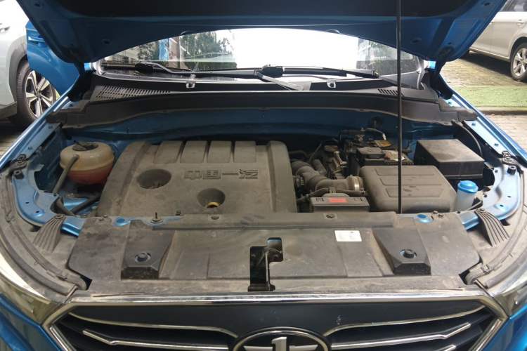 Used Bestune X40 2017 1.6L Automatic Luxury Model Engine Bay