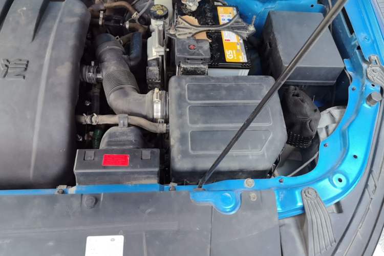 Used Bestune X40 2017 1.6L Automatic Prestige Edition Engine Bay Left