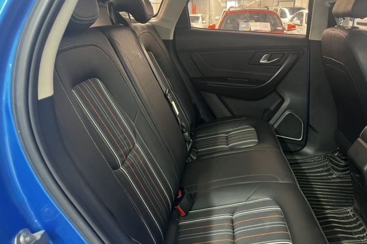 Used Bestune X40 2017 1.6L Automatic Luxury Model Interior 9