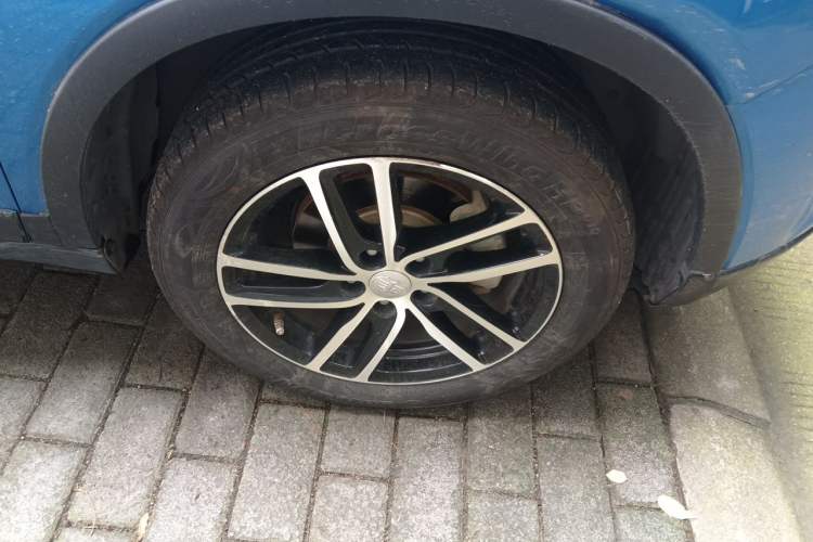 Used Bestune X40 2017 1.6L Automatic Luxury Model Right Front Wheel Hub