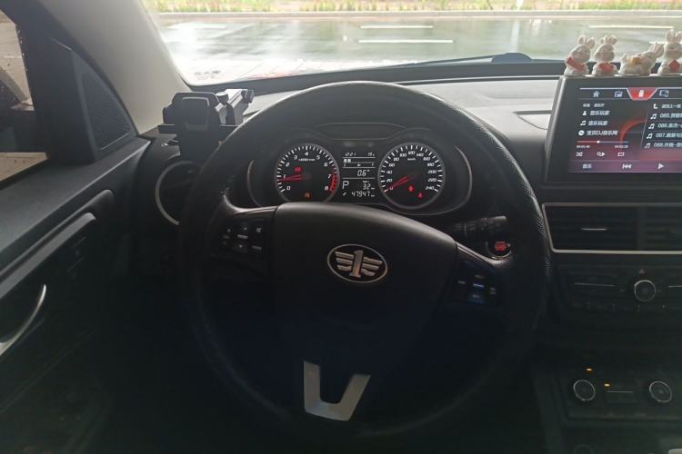Used Bestune X40 2017 1.6L Automatic Connected Smart Cool Edition Steering Wheel