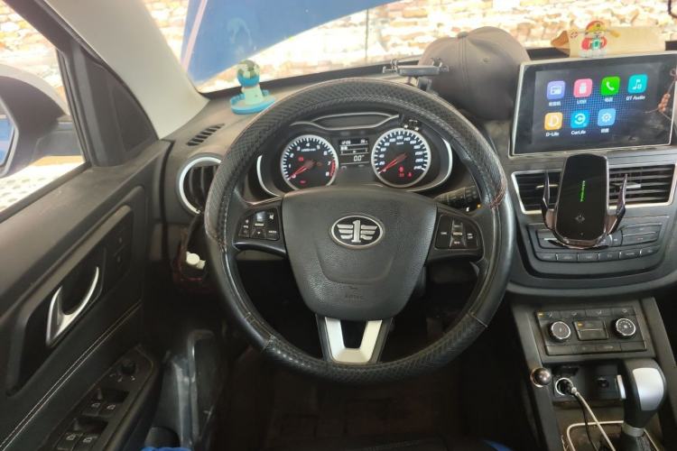 Used Bestune X40 2017 1.6L Automatic Prestige Edition Steering Wheel