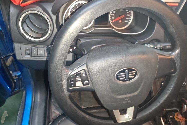 Used Bestune X40 2017 1.6L Automatic Luxury Model Steering Wheel