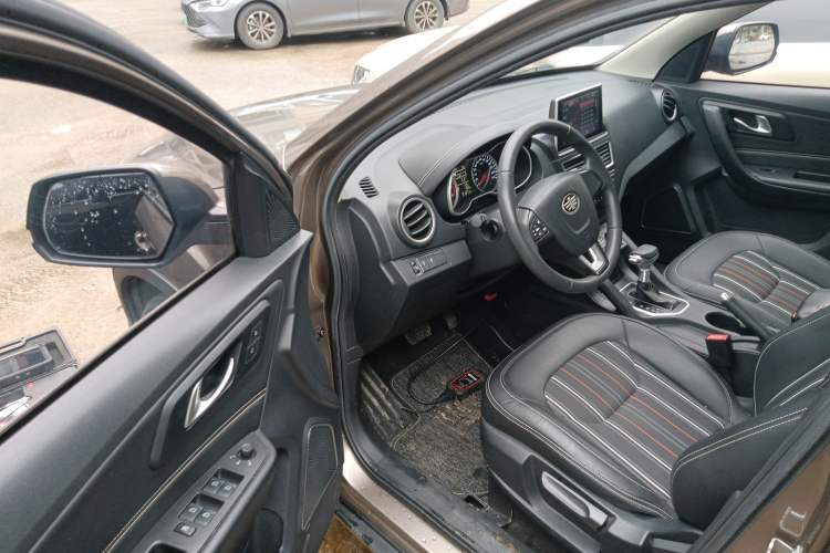 Used Bestune X40 2017 1.6L Automatic Luxury Model Driver Seat