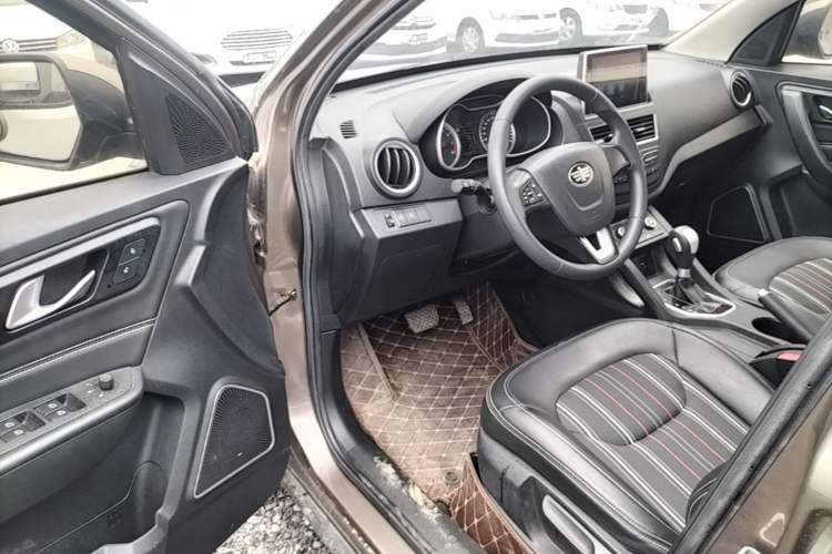Used Bestune X40 2017 1.6L Automatic Luxury Model Driver Seat