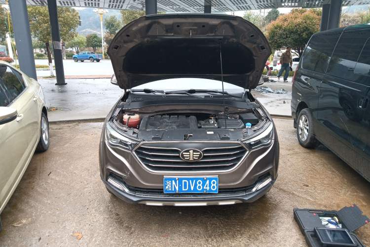 Used Bestune X40 2017 1.6L Automatic Luxury Model Engine Bay