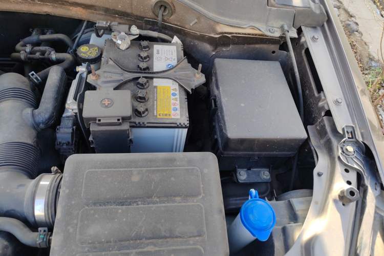 Used Bestune X40 2017 1.6L Automatic Luxury Model Engine Bay Left