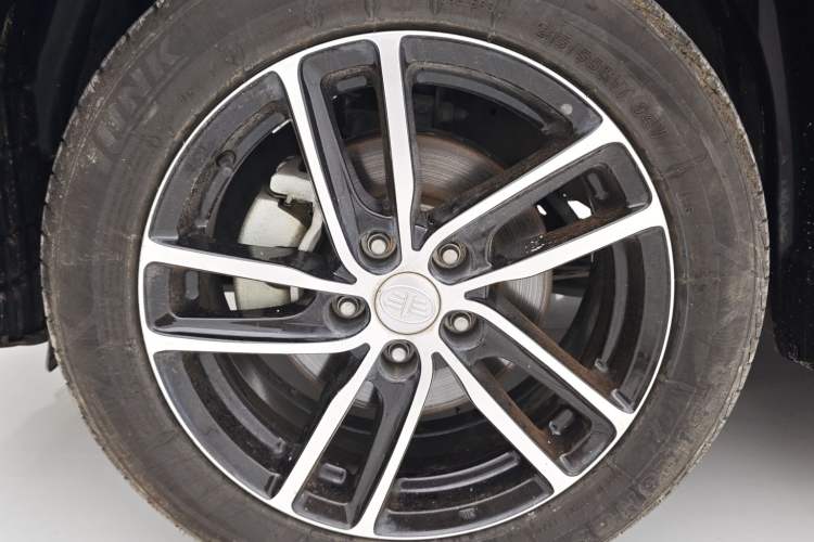 Used Bestune X40 2017 1.6L Automatic Prestige Edition Exterior 10