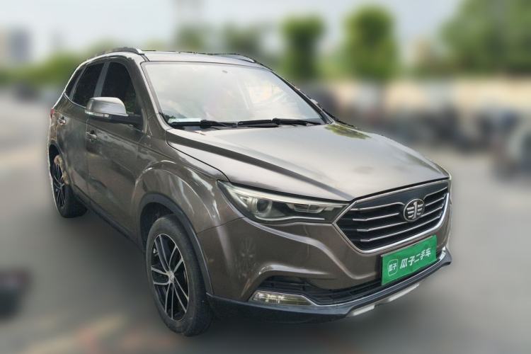 Used Bestune X40 2017 1.6L Automatic Luxury Model Front Right 45 Deg