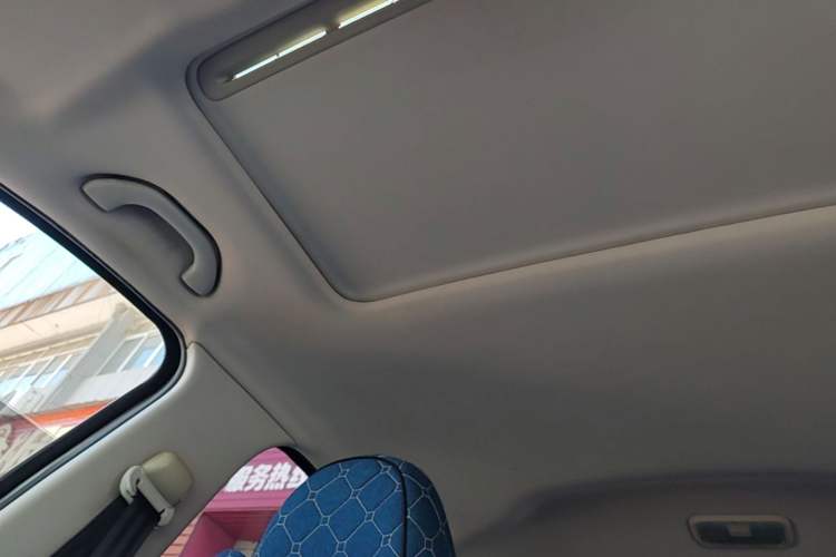 Used Bestune X40 2017 1.6L Automatic Luxury Model Headliner