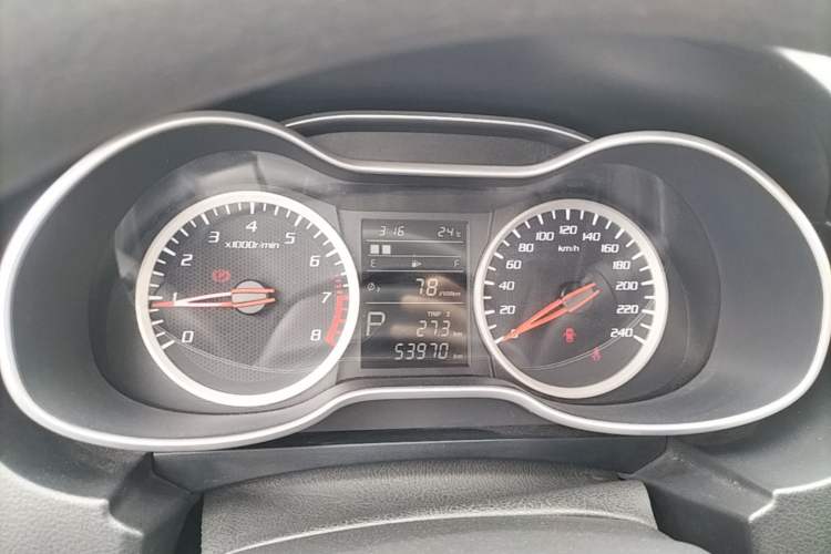 Used Bestune X40 2017 1.6L Automatic Luxury Model Instrument Cluster