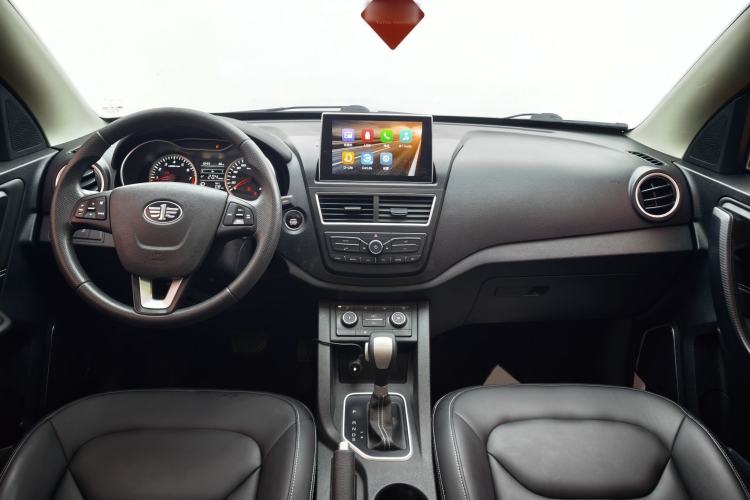 Used Bestune X40 2017 1.6L Automatic Prestige Edition Interior 7