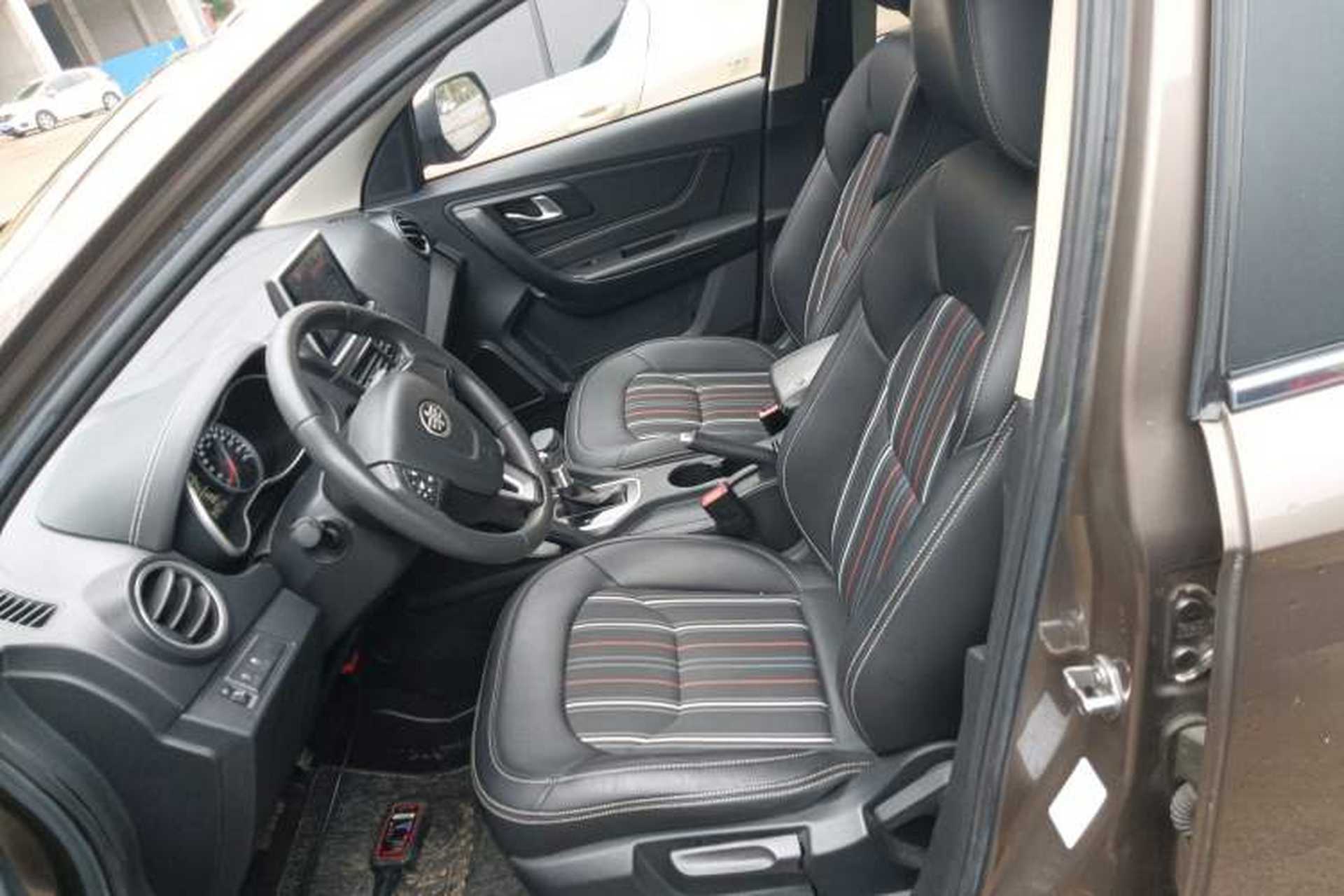 Used Bestune X40 2017 1.6L Automatic Luxury Model Left Front Seat