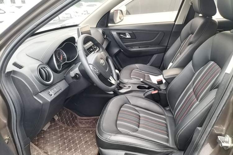 Used Bestune X40 2017 1.6L Automatic Luxury Model Left Front Seat