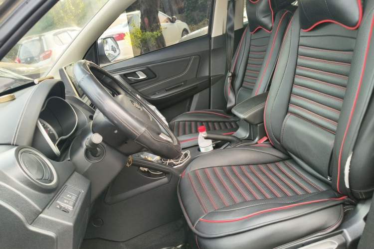 Used Bestune X40 2017 1.6L Automatic Luxury Model Left Front Seat
