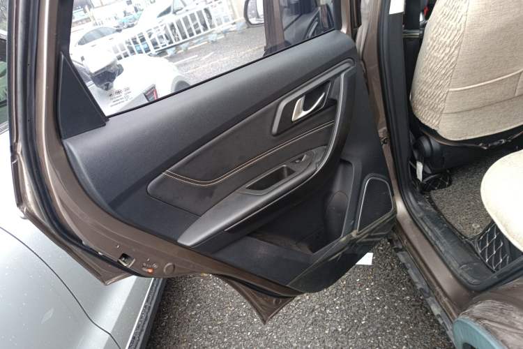 Used Bestune X40 2017 1.6L Automatic Prestige Edition Left Rear Door Interior