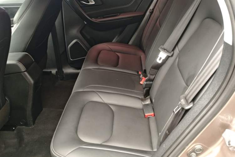 Used Bestune X40 2017 1.6L Automatic Prestige Edition Left Rear Seat
