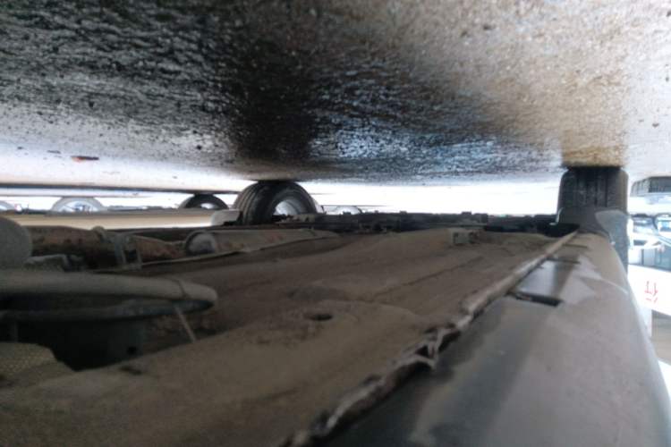 Used Bestune X40 2017 1.6L Automatic Luxury Model Left Side Sill