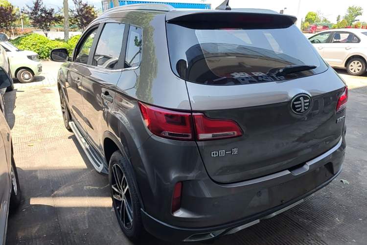 Used Bestune X40 2017 1.6L Automatic Luxury Model Rear Left 45 Deg