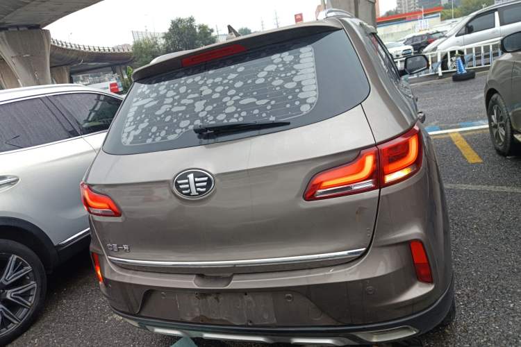 Used Bestune X40 2017 1.6L Automatic Prestige Edition Rear