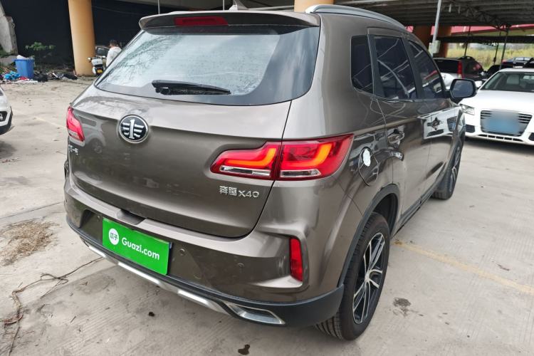 Used Bestune X40 2017 1.6L Automatic Prestige Edition Rear Right 45 Deg