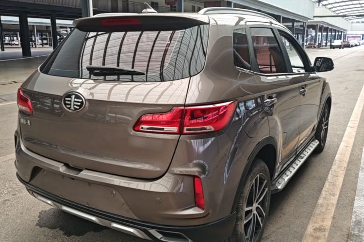 Used Bestune X40 2017 1.6L Automatic Prestige Edition Rear Right 45 Deg