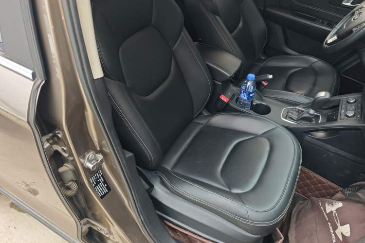 Used Bestune X40 2017 1.6L Automatic Prestige Edition Right Front Seat