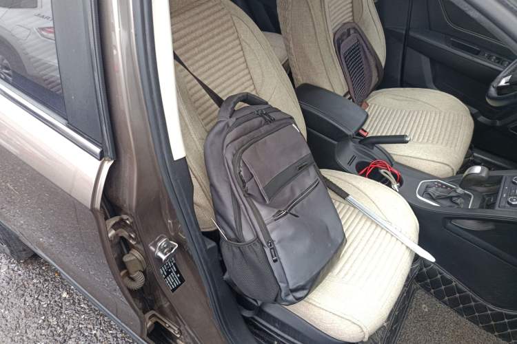 Used Bestune X40 2017 1.6L Automatic Prestige Edition Right Front Seat