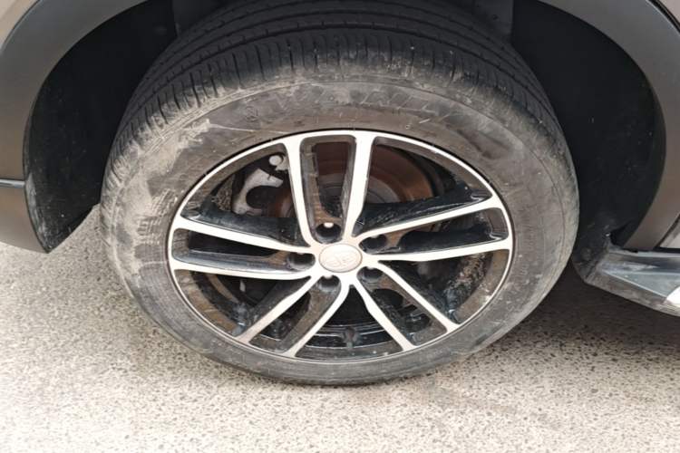 Used Bestune X40 2017 1.6L Automatic Prestige Edition Right Rear Wheel Hub