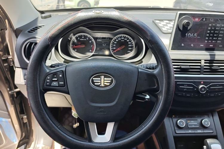 Used Bestune X40 2017 1.6L Automatic Luxury Model Steering Wheel