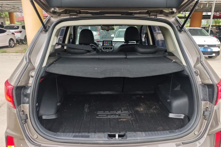 Used Bestune X40 2017 1.6L Automatic Prestige Edition Trunk