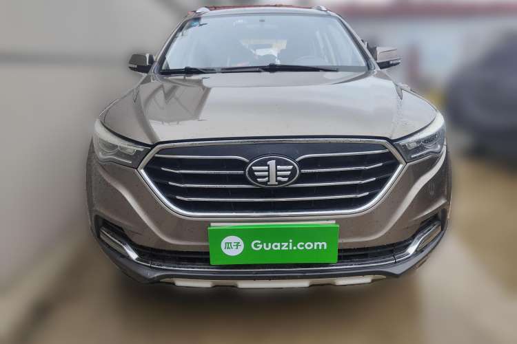Used Bestune X40 2017 1.6L manual Comfort trim level Front
