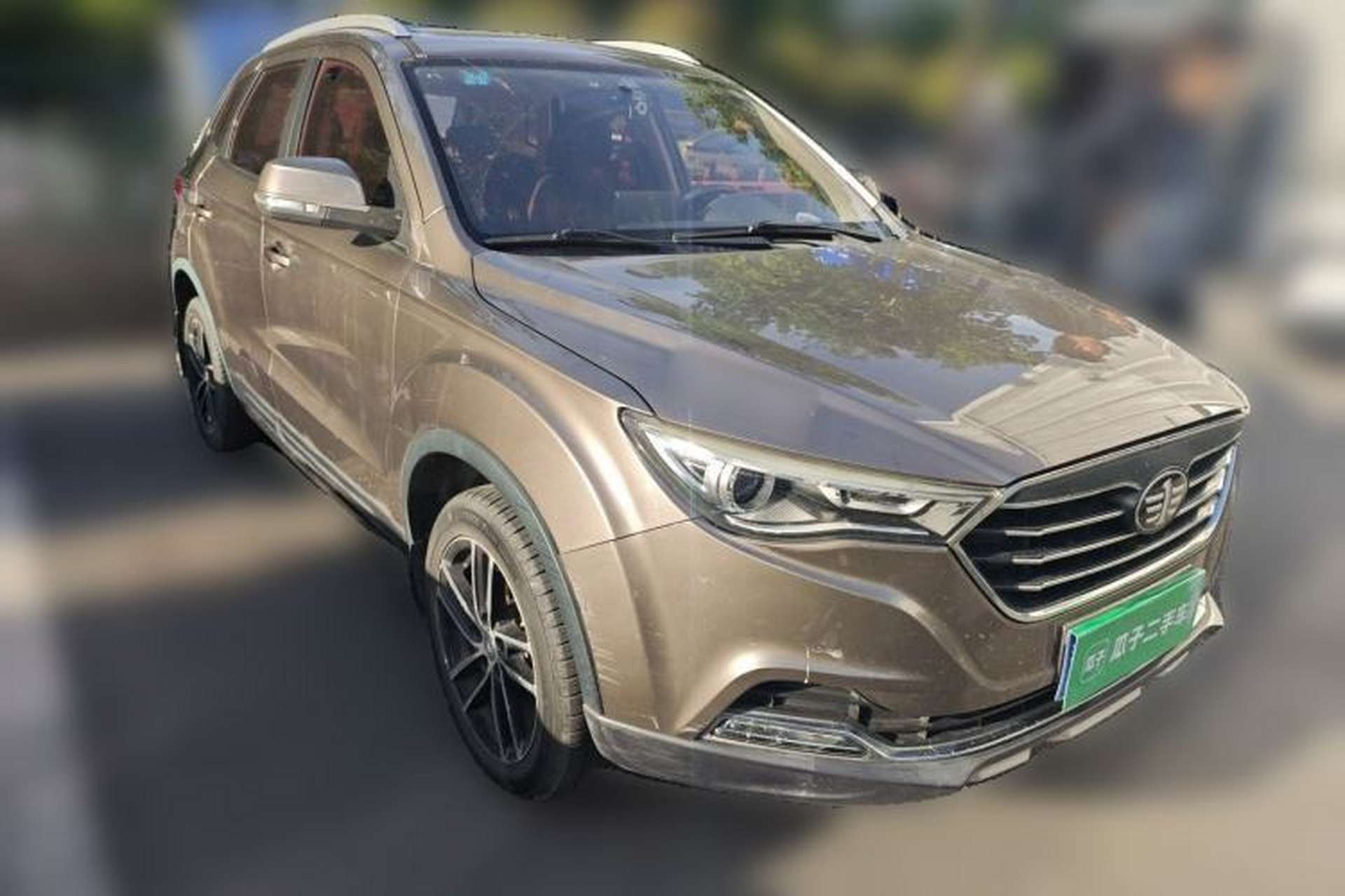 Used Bestune X40 2017 1.6L Manual Luxury Edition Front Right 45 Deg