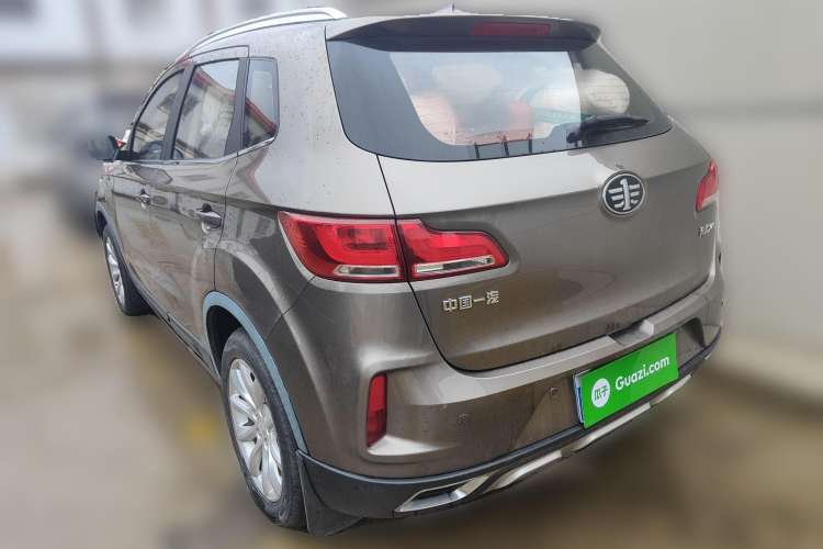 Used Bestune X40 2017 1.6L manual Comfort trim level Rear Left 45 Deg