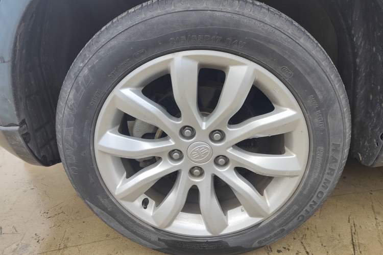 Used Bestune X40 2017 1.6L manual Comfort trim level Right Front Wheel Hub