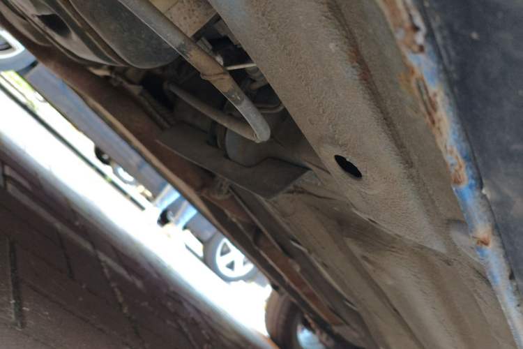 Used Bestune X40 2017 1.6L Automatic Prestige Edition Chassis Rear Right